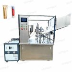 បំពង់លាបក្រែមដោយស្វ័យប្រវត្តិ បំពេញម៉ាស៊ីនបិទជិតជាមួយនឹងម៉ាស៊ីនត្រជាក់ទឹក។