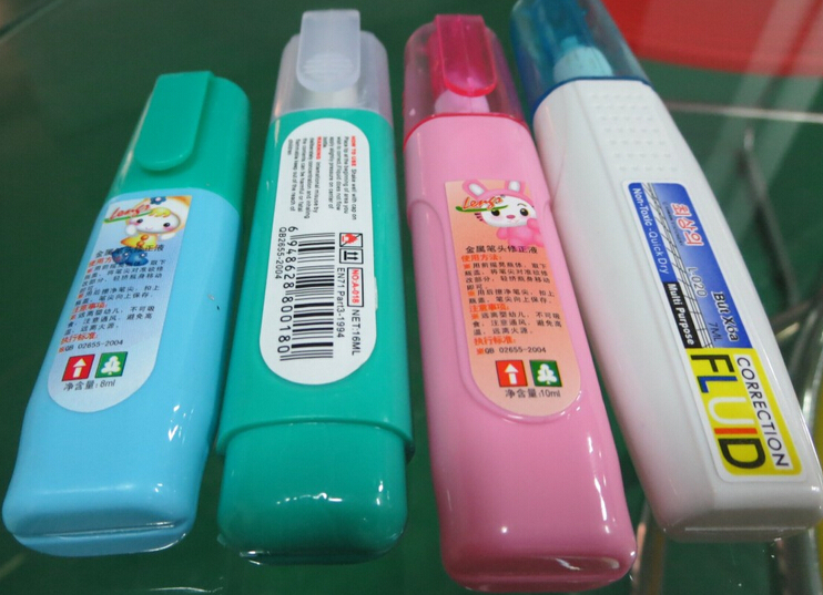 Spout Bags ម៉ាស៊ីនដាក់ស្លាកថង់ផ្លាស្ទិចពាក់កណ្តាលស្វ័យប្រវត្តិសម្រាប់ផ្ទៃរាបស្មើ