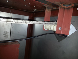 ខ្សែក្រវ៉ាត់ conveyor.jpg