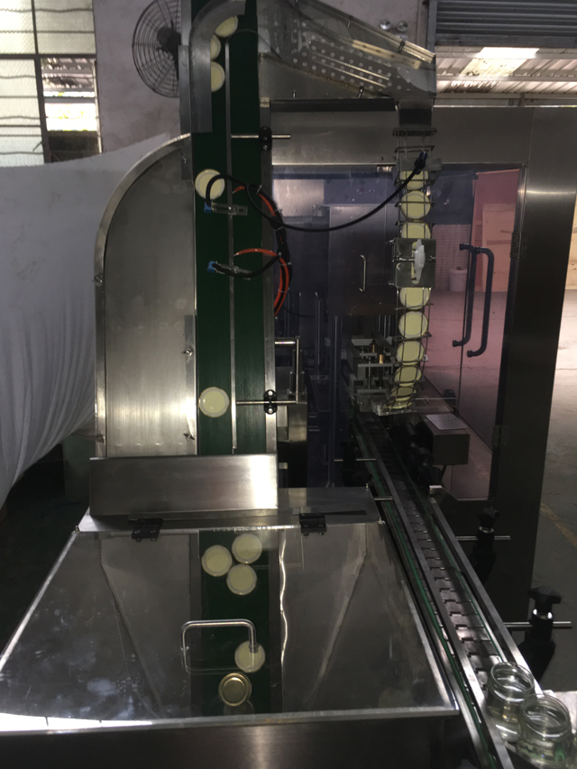 ដំណើរការបិទជិត jars vacuum sealing capping process.JPG