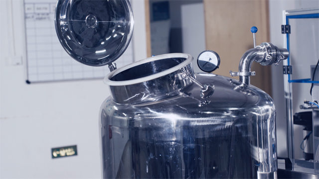 ធុងផ្ទុកអ៊ីណុកសម្រាប់ gel.jpg