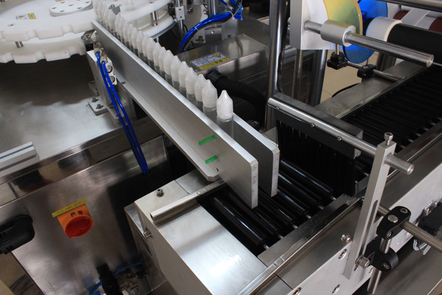 ស្លាកការតភ្ជាប់ part.JPG