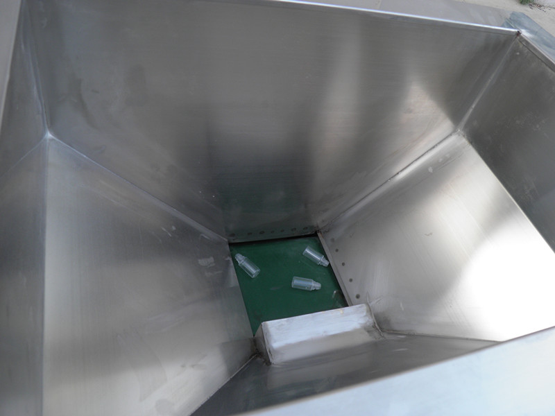 E liquid unscrambler for filling capping line ដប unscrambler សម្រាប់ E liquid.jpg