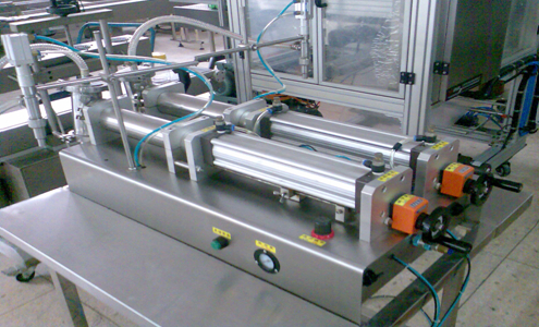 pneumatic filling machine liquid lotion cream ម៉ាស៊ីនបំពេញខ្យល់.jpg