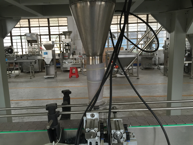 ក្បាលបំពេញសម្រាប់ granules filler.jpg