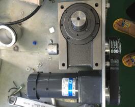 ម៉ូទ័រ/ឧបករណ៍បំបែក