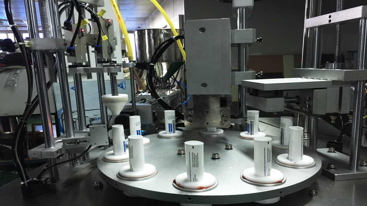 ការបំពេញ rotary បំពង់ ultrasonic sealing.jpg