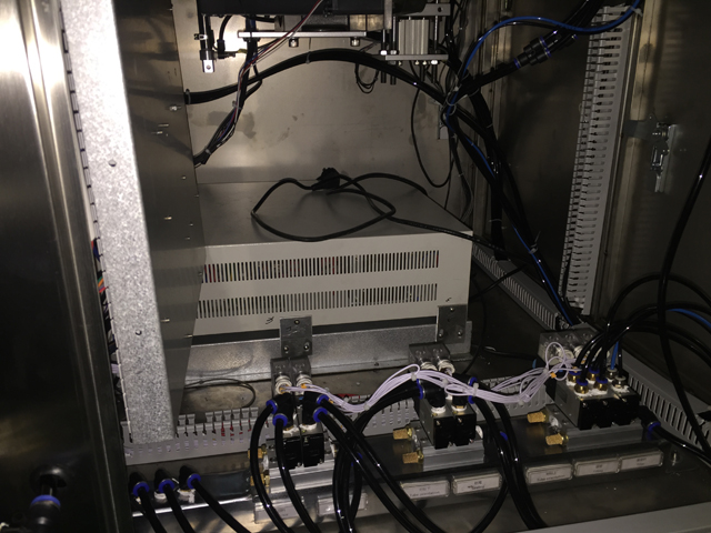 ប្រអប់អគ្គិសនីសម្រាប់បំពេញឧបករណ៍ផ្សាភ្ជាប់ tubes.jpg