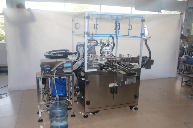 ធុងបំពេញ