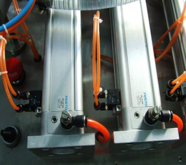 រូបភាពបិទសម្រាប់ការបំពេញ machinery.jpg