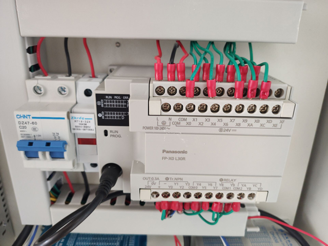 ស្លាកបោះពុម្ព ខ្សែ ខ្សែ ពត៌មានលំអិតម៉ាស៊ីន (1).jpg