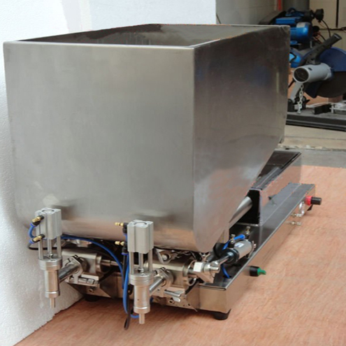 jam filling machinery semi automatic យៈសាពូនមី equip.jpg