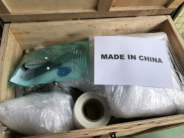 wooden case packaging for labeling machine ការវេចខ្ចប់ករណីឈើសម្រាប់ដាក់ស្លាក machines.jpg