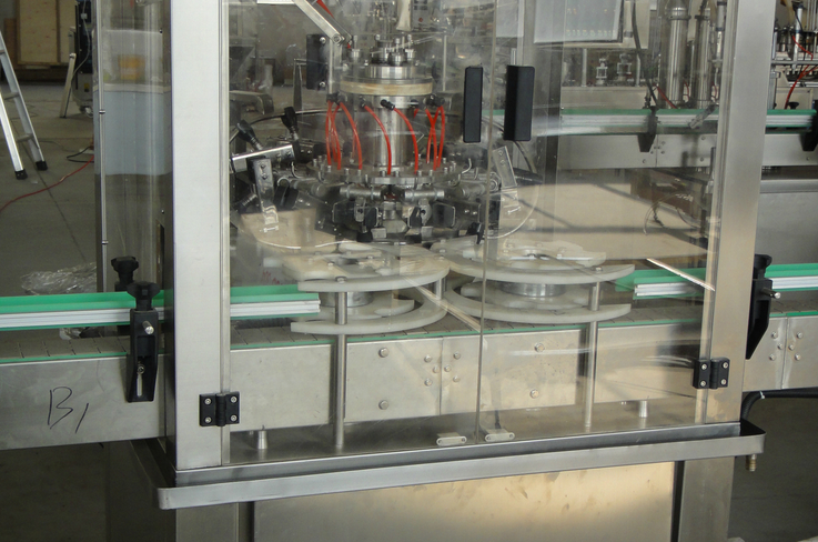 protective cover for bottle washing machine បន្ទប់ការពារ .jpg