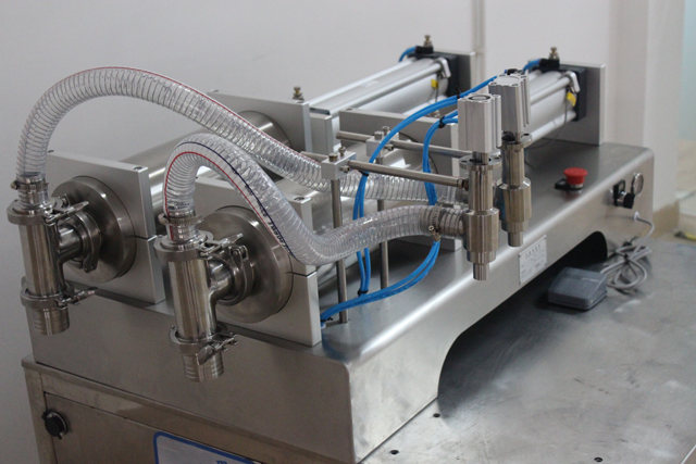 ការបំពេញគំរូសម្រាប់ containers.jpg