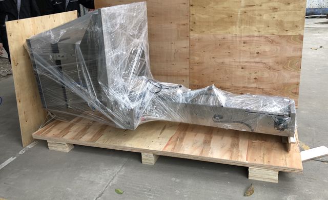 ការលើកមួក capper ករណីឈើ